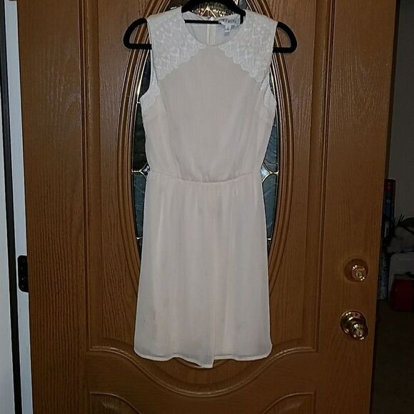Sabine lace cream dress Sz. XS NWOT - Picture 1 of 6